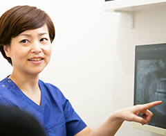 院長が全ての患者様のお口の診察を